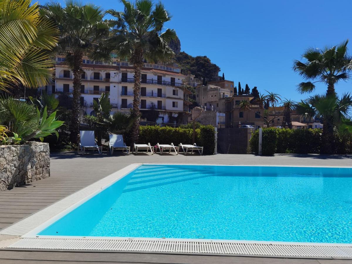 Minerva Luxury Apartment & Tulipan Apartment By Taormina Holidays ภายนอก รูปภาพ
