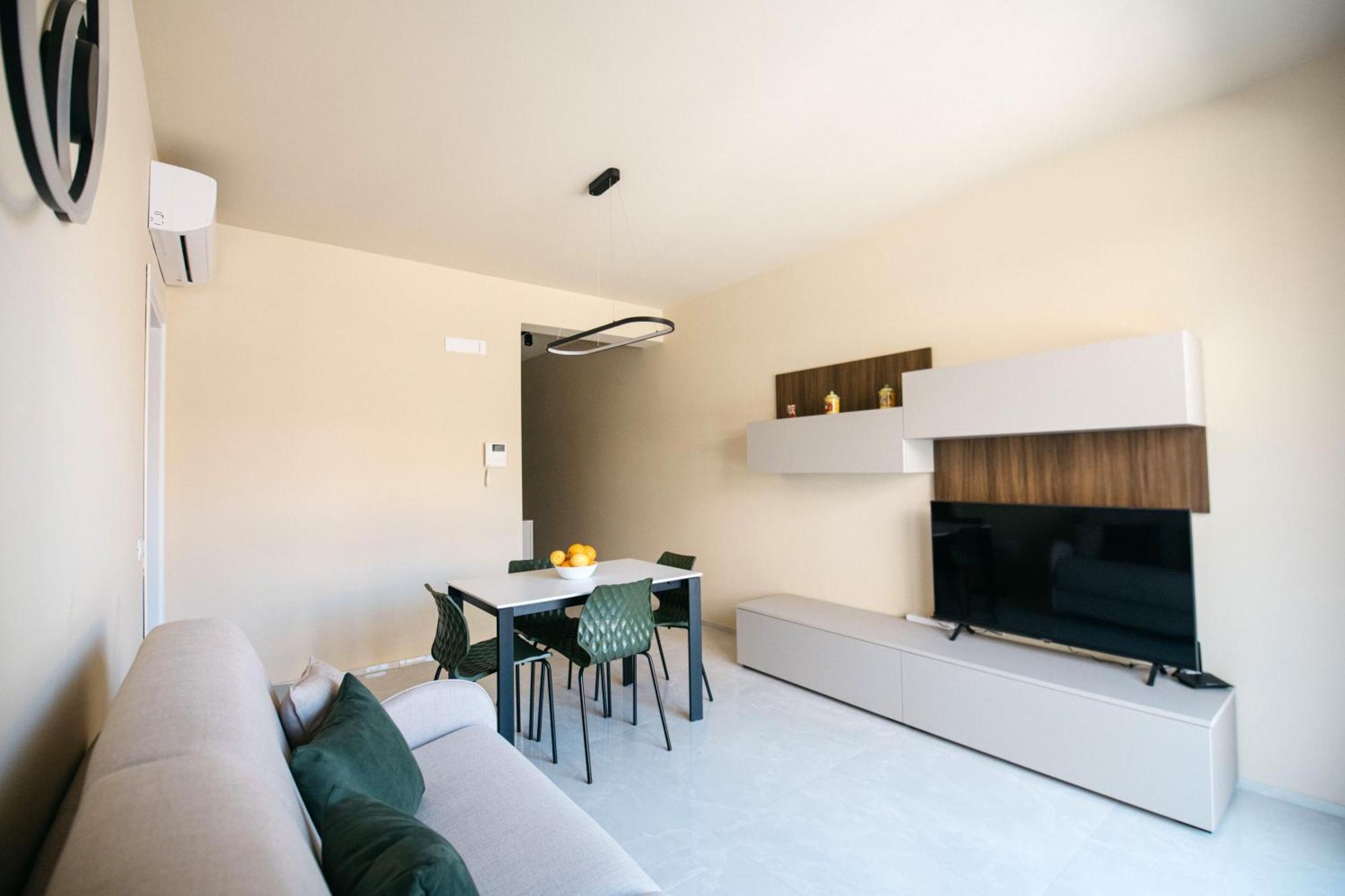 Minerva Luxury Apartment & Tulipan Apartment By Taormina Holidays ภายนอก รูปภาพ