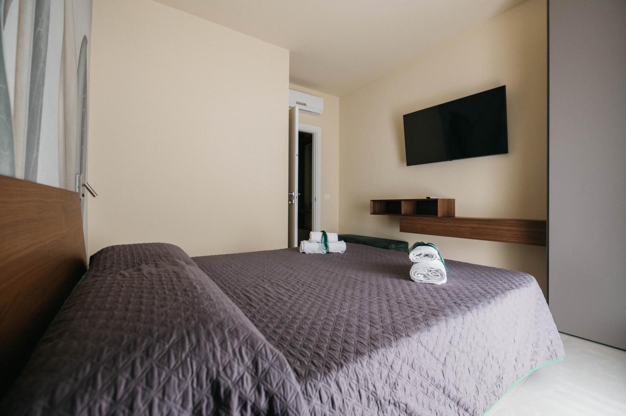 Minerva Luxury Apartment & Tulipan Apartment By Taormina Holidays ภายนอก รูปภาพ