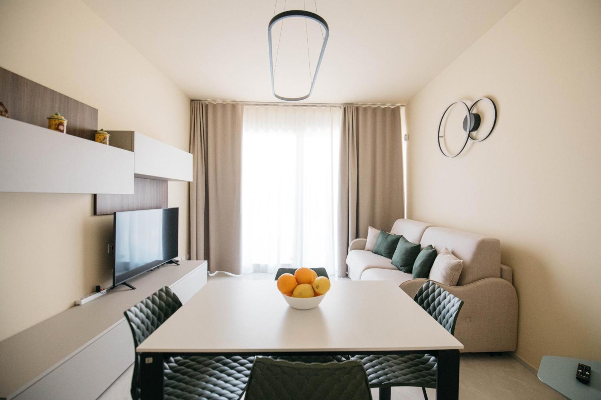 Minerva Luxury Apartment & Tulipan Apartment By Taormina Holidays ภายนอก รูปภาพ
